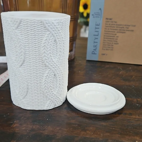 PartyLite Cable Knit Pair Candle Holders - Picture 2 of 4